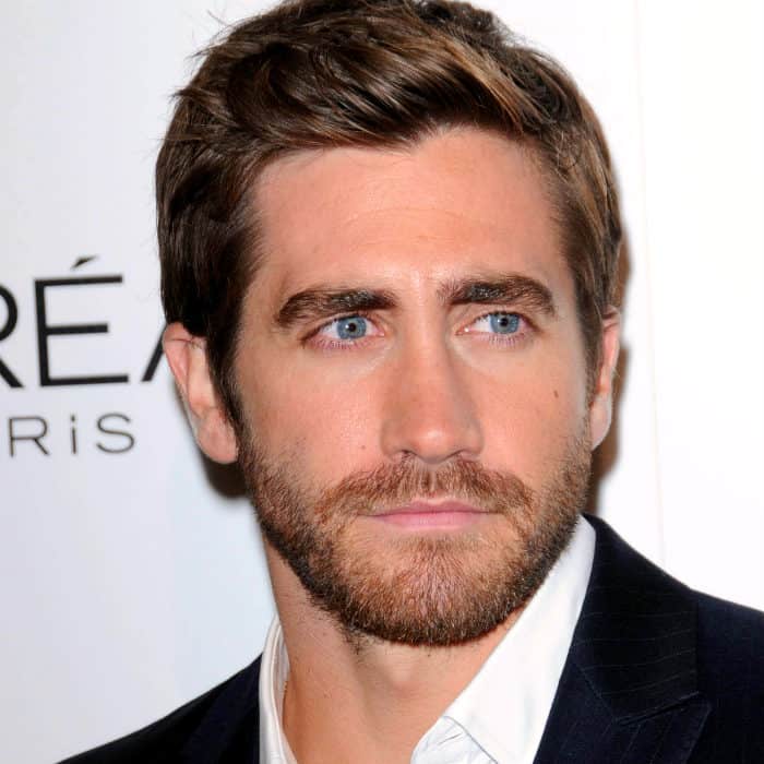 jake gyllenhaal short boxed beard style