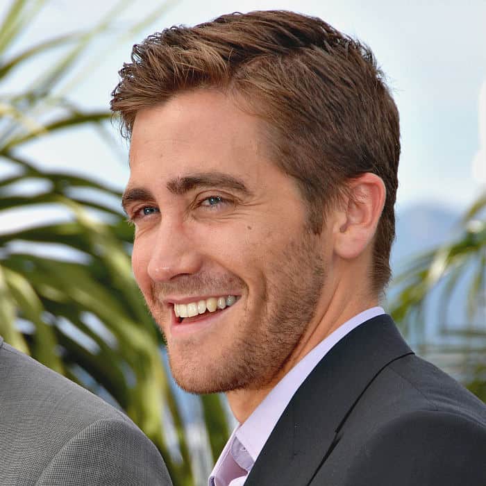 light stubble jake gyllenhaal